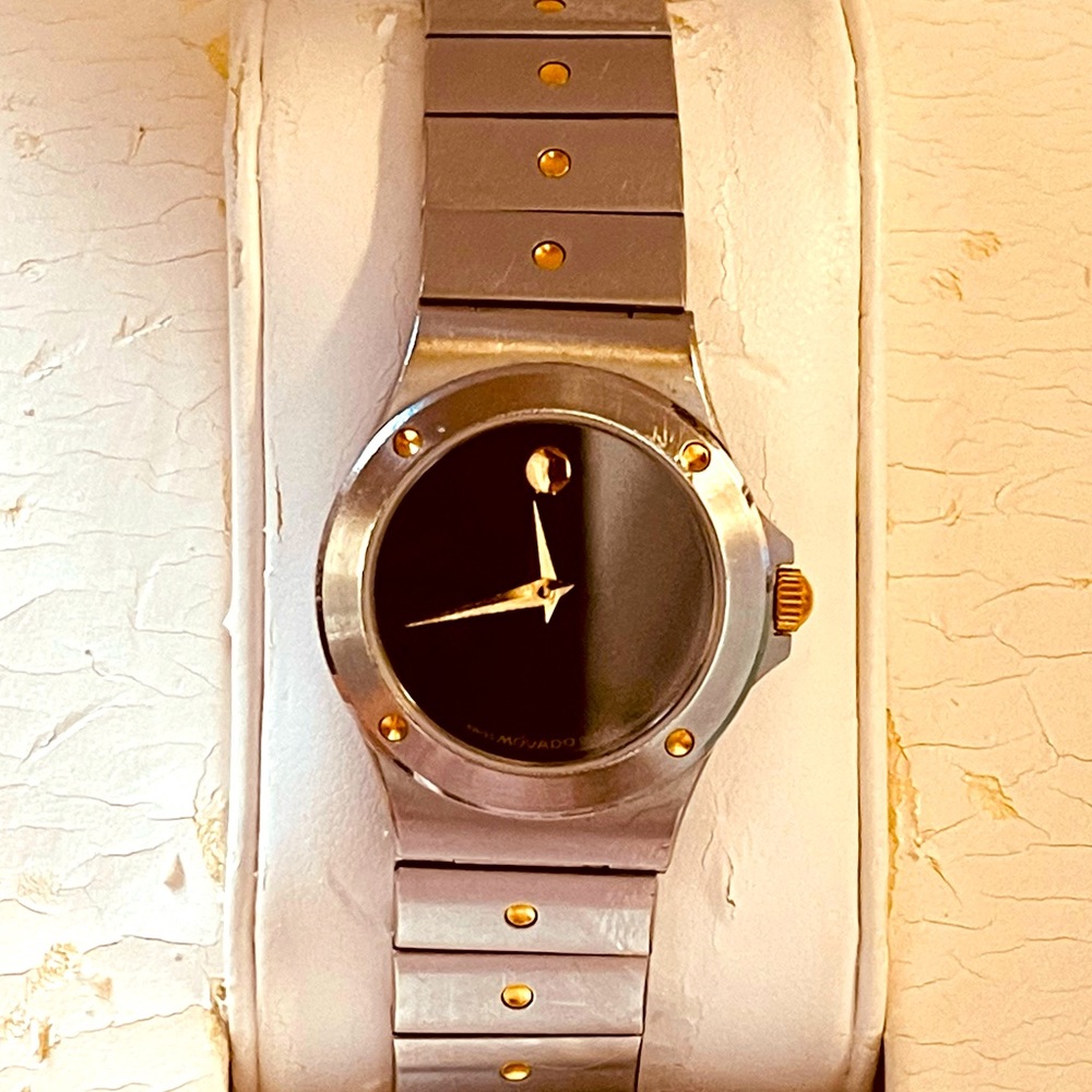USED MOVADO STAINLESS AND GOLD DOTS WRISTWATCH